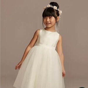 David’s Bridal Flower Girl Dress with Tulle and Ribbon Waist in Ivory (3T)